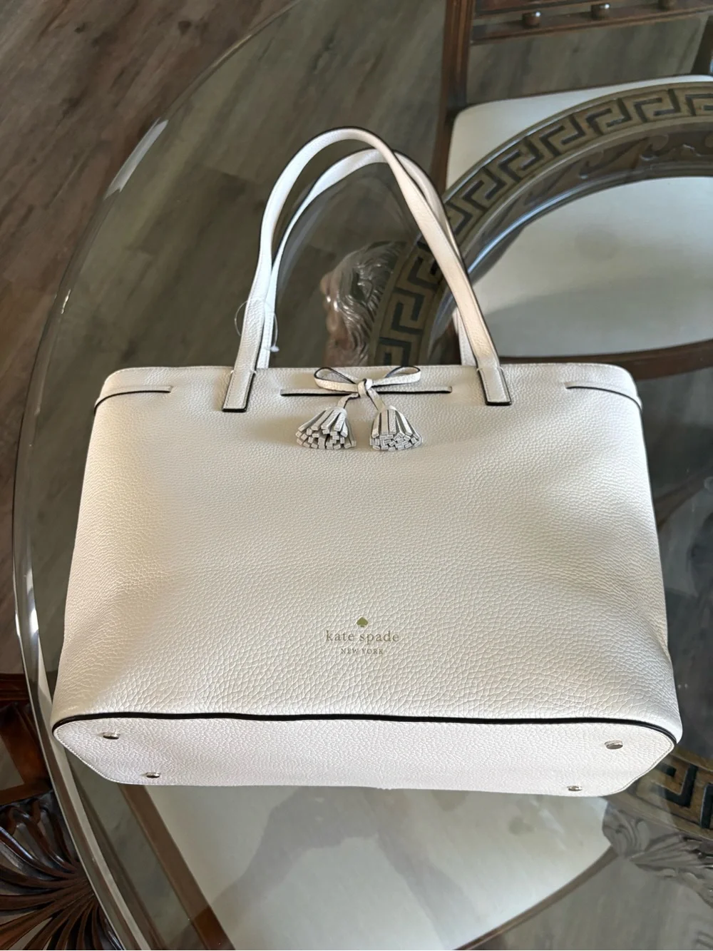 🤍🤍KATE SPADE HAYES PEBBLED LEATHER PARCHMENT ZIP TOP TOTE BAG!🤍🤍